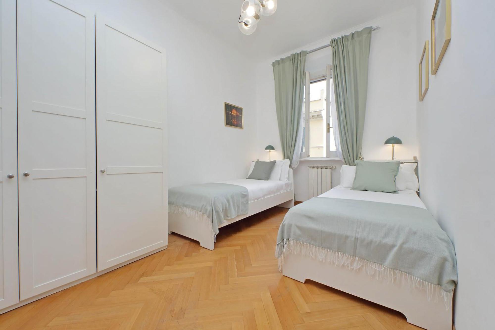 Ych-Comfortable 2 Bedrooms Flat Near Colosseum Рим Екстер'єр фото