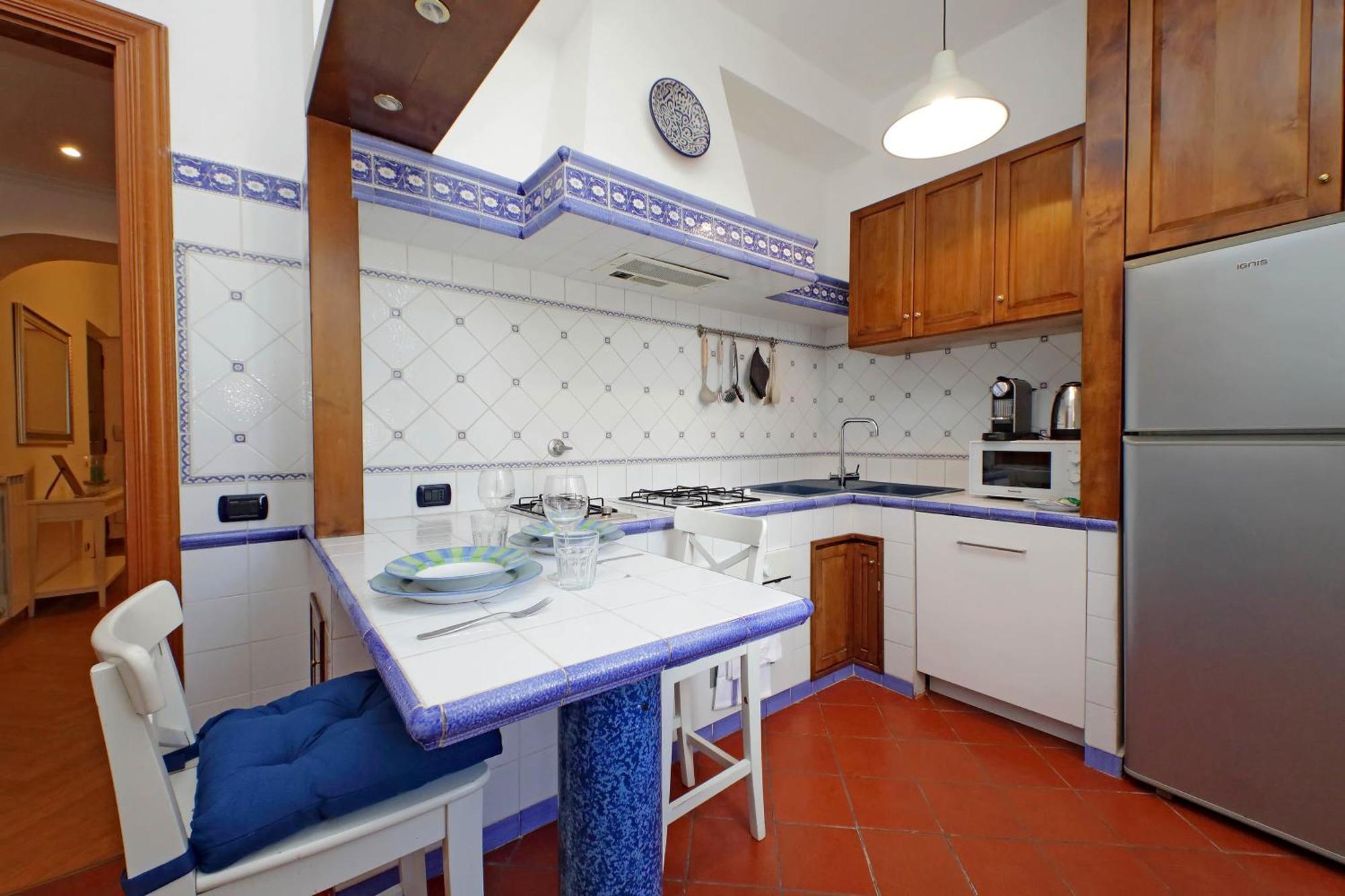 Ych-Comfortable 2 Bedrooms Flat Near Colosseum Рим Екстер'єр фото